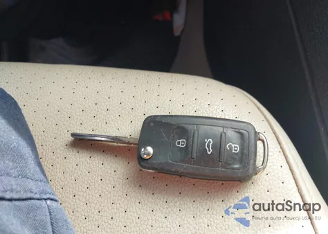 2013 Volkswagen Jetta 2.5L Se from USA, damaged, VIN 3VWDP7AJ7DM438401